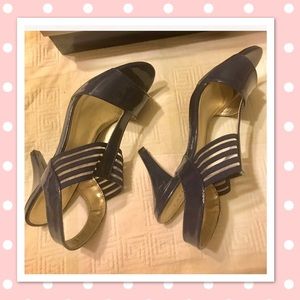 👠 THE CUTEST BLUE PATENT LEATHER MESH SLING HILLS